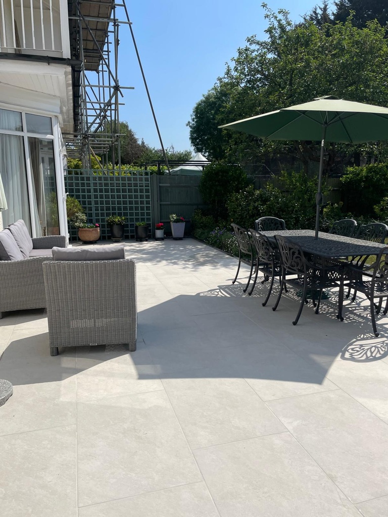 Porcelain Outdoor Paving Crystal White