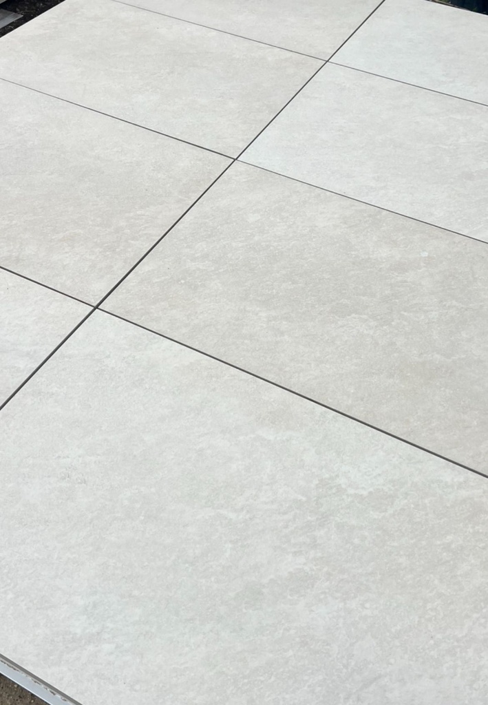 Porcelain Outdoor Paving Crystal White