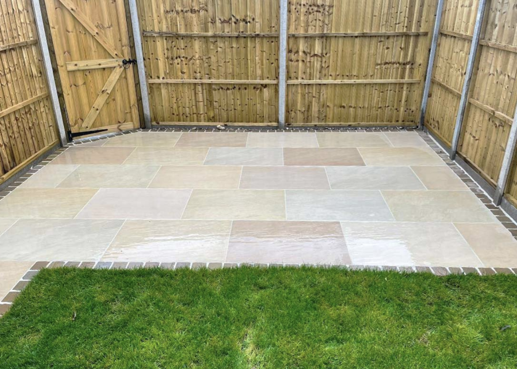 Porcelain Outdoor Paving Raj Riven