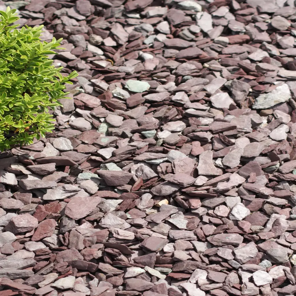 Slate Aggregate Plum Chippings / Mulch