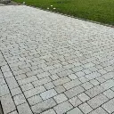 Granite Cobbles Coachman Gold Sawn Edge, Bush Hammered & Lightly Tumbled 