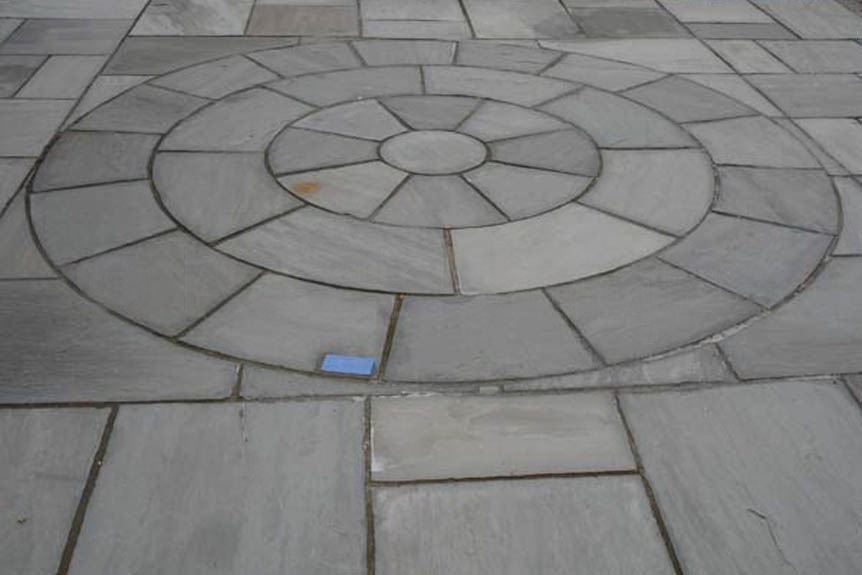 Sandstone Outdoor Paving Circle Grey Uncalibrated Riven