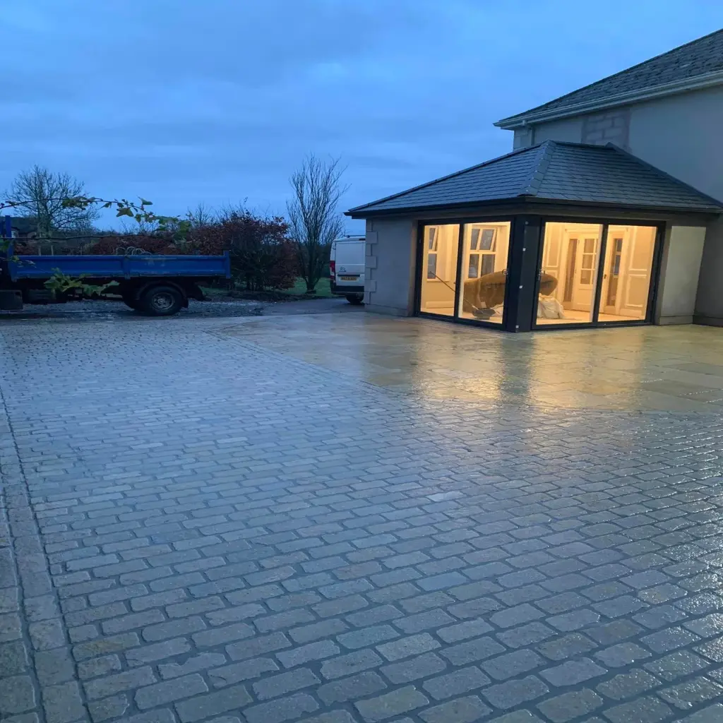 Limestone Cobbles Morisca Cream Tumbled