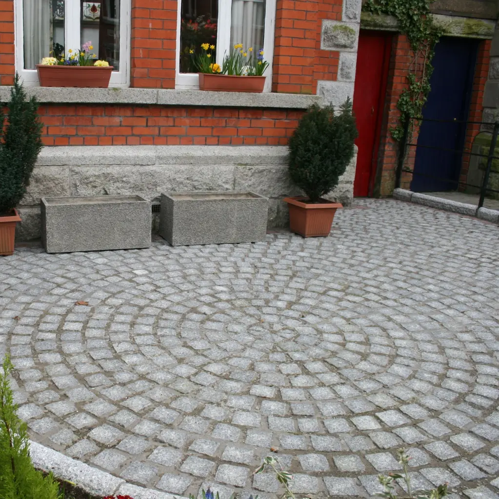 Granite Cobbles Silver Grey Cropped