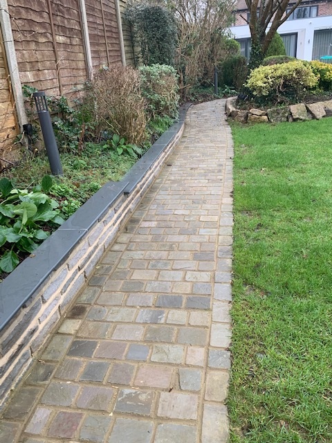 Sandstone Cobbles Mixed Brown Cropped