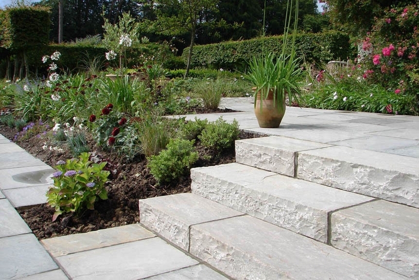 Sandstone Outdoor Paving Grey Riven Calibrated Project Pack