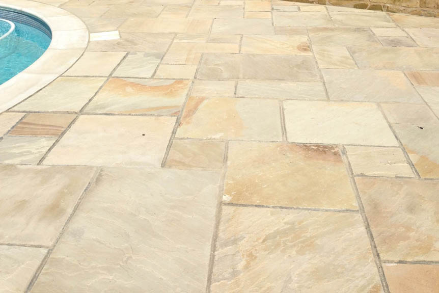 Sandstone Outdoor Paving Mint Riven Calibrated Project Pack