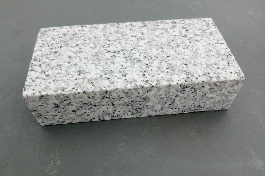 Granite Cobbles Silver Grey Sawn & Flamed