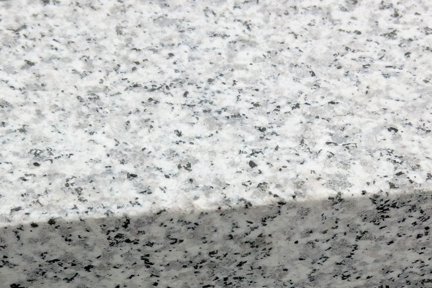 Granite Cobbles Silver Grey Sawn & Flamed