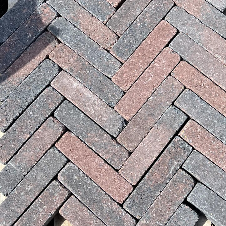 Concrete Pavers MBI Actionline Aardmonnik