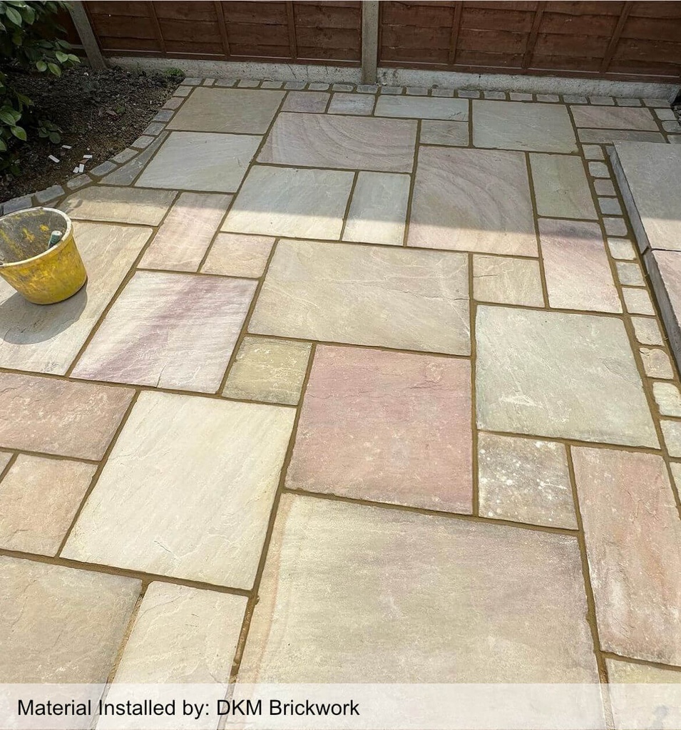 Sandstone Outdoor Paving Coral Riven Calibrated