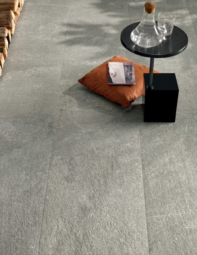 Porcelain Outdoor Paving Marca Corona Arkiquartz Titanium