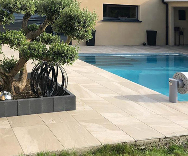 Porcelain Outdoor Paving Apavisa Materia Beige