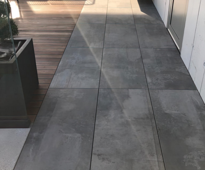 Porcelain Outdoor Paving Apavisa Tatoo Black