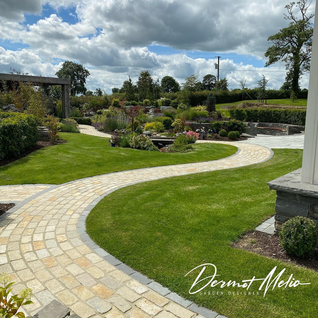 Limestone Cobbles Morisca Cream Tumbled