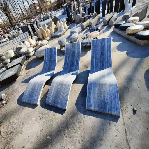 [1006] Honed Marble Laying Bench