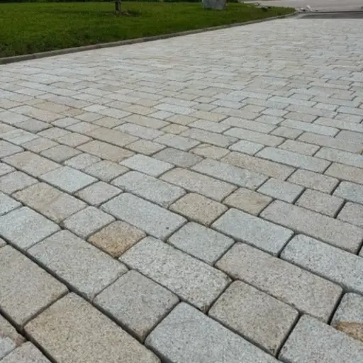 Granite Cobbles Coachman Gold Sawn Edge, Bush Hammered & Lightly Tumbled 